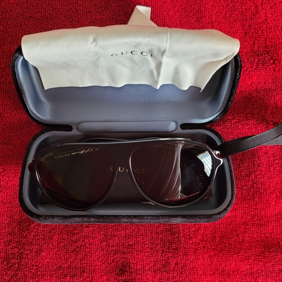 Gucci Black / Grey Pilot Men\'s Sunglasses GG0829SA 001 61 main image 4